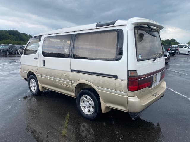 1994 Toyota HiAce JDM car for sale — photo 4 of 16