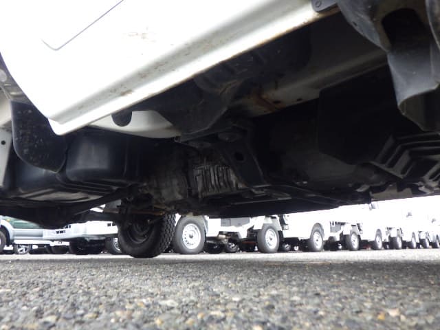 2005 Suzuki Carry JDM car for sale — photo 17 of 24