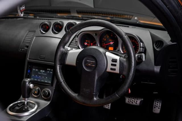 2003 Nissan Fairlady Z JDM car for sale — photo 15 of 18