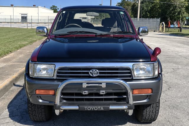 1993 Toyota Hilux Surf JDM car for sale — photo 2 of 17