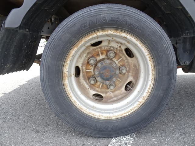 2003 Isuzu Elf JDM car for sale — photo 11 of 25