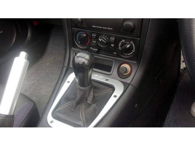 2001 Mazda Roadster (Eunos Roadster / MX-5) JDM car for sale — photo 15 of 19