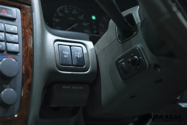 1997 Nissan Cima JDM car for sale — photo 12 of 25