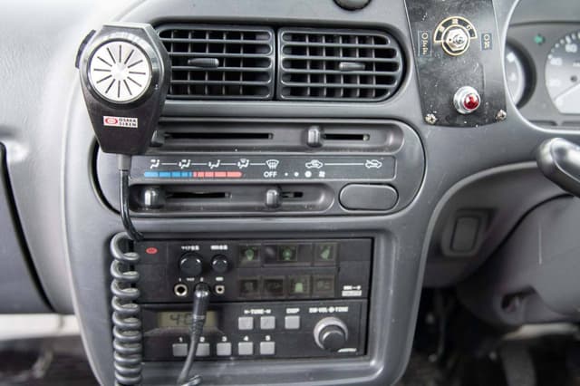 1999 Daihatsu Hijet JDM car for sale — photo 12 of 15