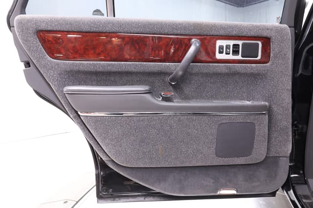 1997 Toyota Century JDM car for sale — photo 23 of 25