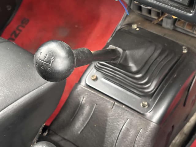 1990 Suzuki Jimny JDM car for sale — photo 15 of 25