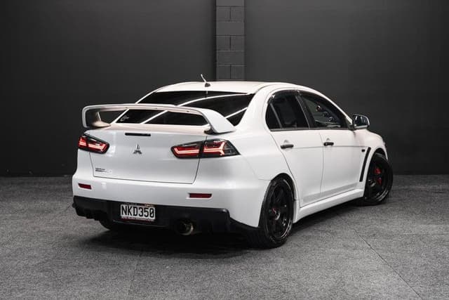 2007 Mitsubishi Lancer Evolution JDM car for sale — photo 11 of 20