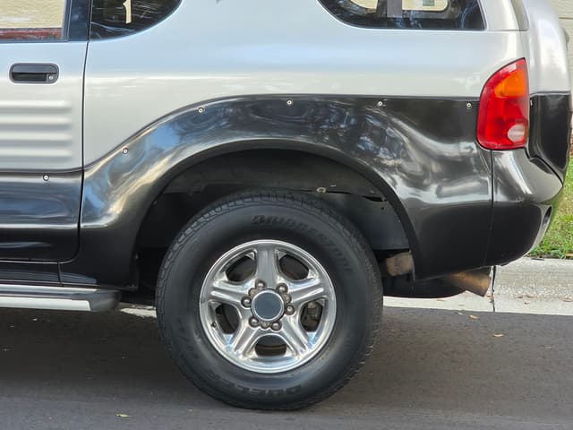 1999 Isuzu JDM car for sale — photo 15 of 25