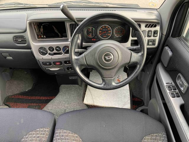 2001 Daihatsu Atrai JDM car for sale — photo 4 of 8