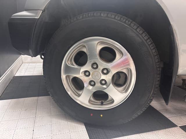 2000 Mitsubishi Pajero JDM car for sale — photo 22 of 25