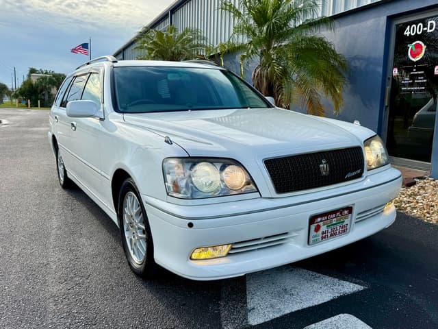 2000 Toyota Crown JDM car for sale — photo 2 of 21