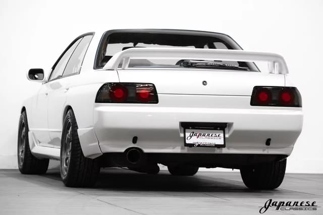 1989 Nissan Skyline JDM car for sale — photo 6 of 25