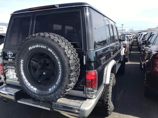 1994 Toyota Land Cruiser Prado JDM car for sale — photo 4 of 11