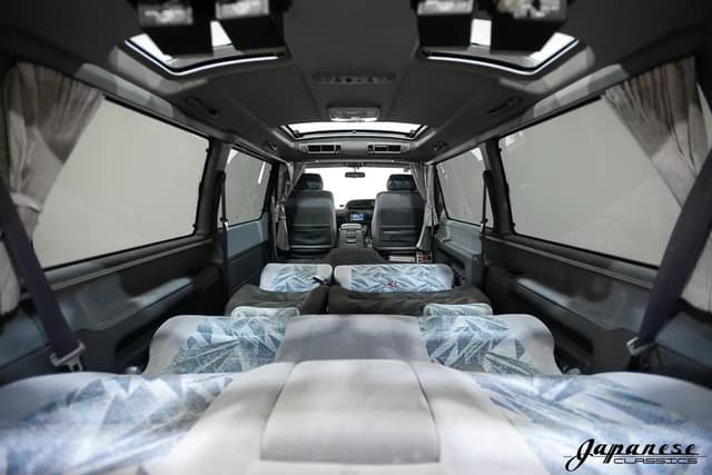 1996 Toyota HiAce JDM car for sale — photo 21 of 25