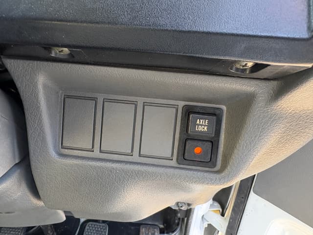 1997 Suzuki Carry JDM car for sale — photo 12 of 25