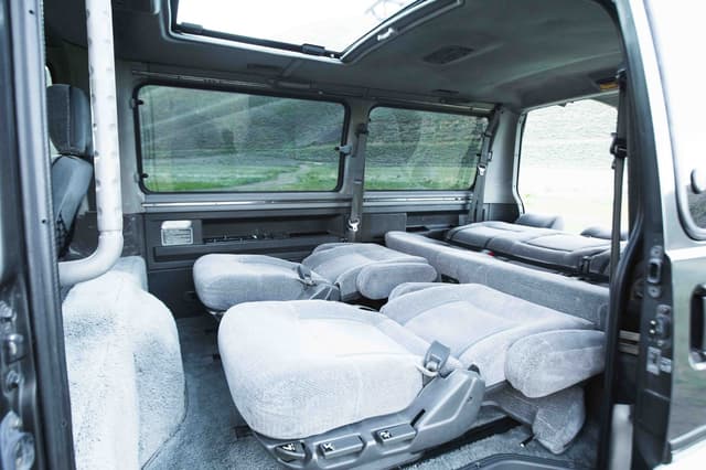 1992 Mitsubishi Delica JDM car for sale — photo 13 of 25