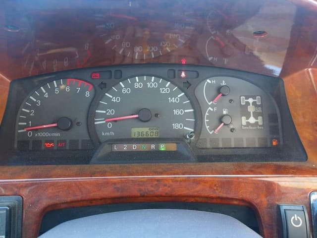 1996 Mitsubishi Delica JDM car for sale — photo 3 of 13