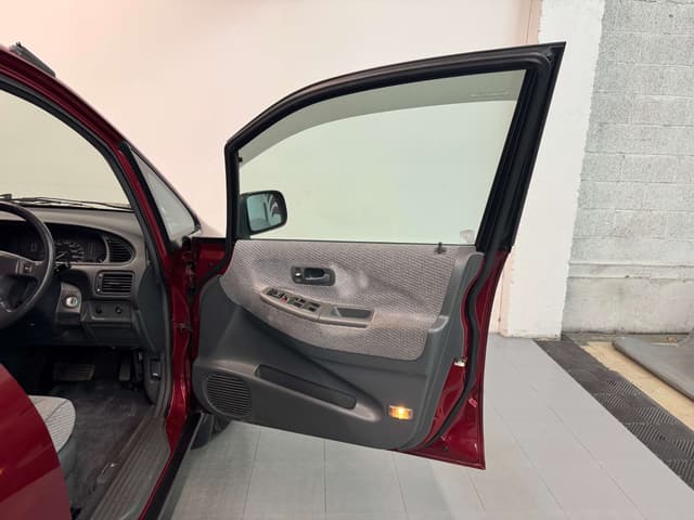 1995 Honda Odyssey JDM car for sale — photo 22 of 25