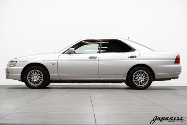1998 Nissan Laurel JDM car for sale — photo 4 of 25