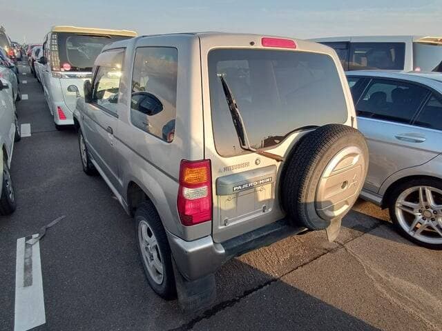 2001 Mitsubishi Pajero Mini JDM car for sale — photo 3 of 3