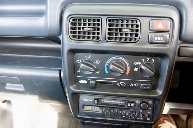2001 Honda Accord JDM car for sale — photo 13 of 17
