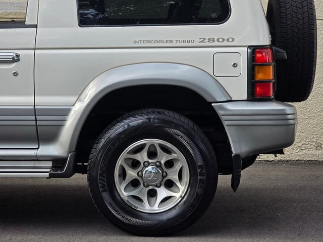 1997 Mitsubishi Pajero JDM car for sale — photo 21 of 25