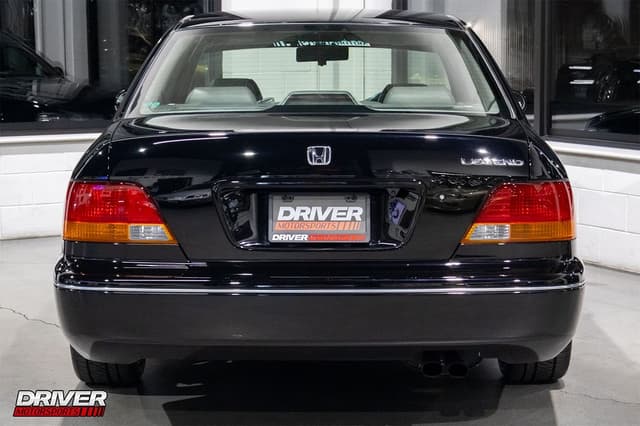 1997 Honda Legend JDM car for sale — photo 9 of 23