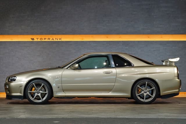 2002 Nissan Skyline JDM car for sale — photo 14 of 25