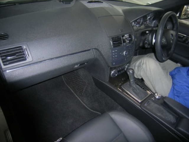 2009 Mercedes-Benz C Class JDM car for sale — photo 3 of 8