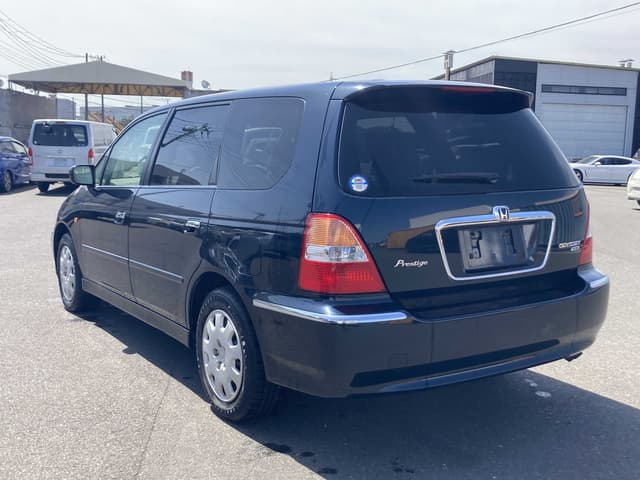 2000 Honda Odyssey JDM car for sale — photo 2 of 8