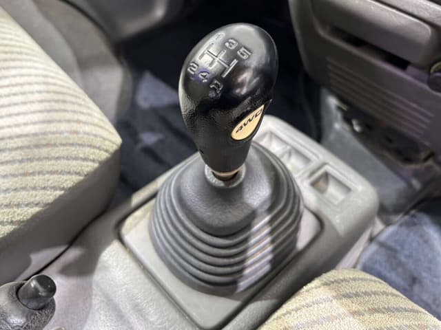 1997 Suzuki Every JDM car for sale — photo 16 of 25