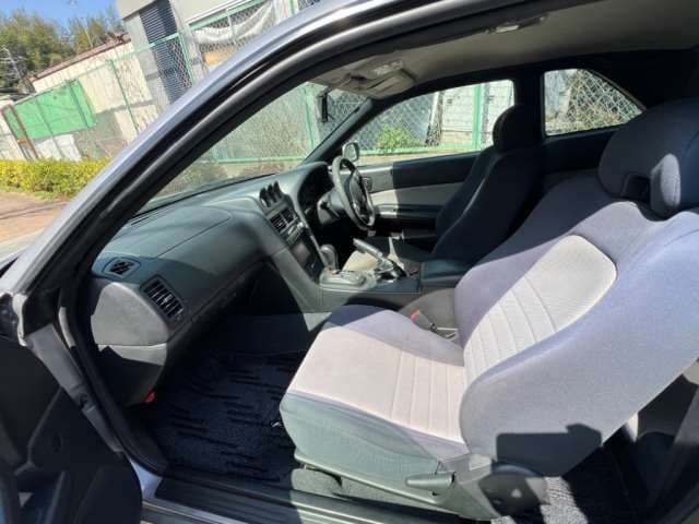 1998 Nissan Skyline JDM car for sale — photo 17 of 25