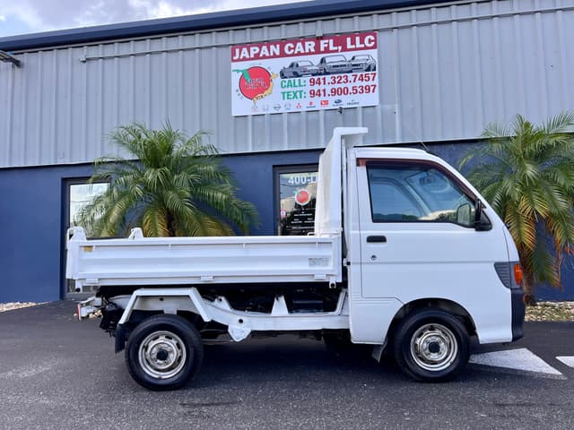 1998 Daihatsu Hijet JDM car for sale — photo 12 of 18