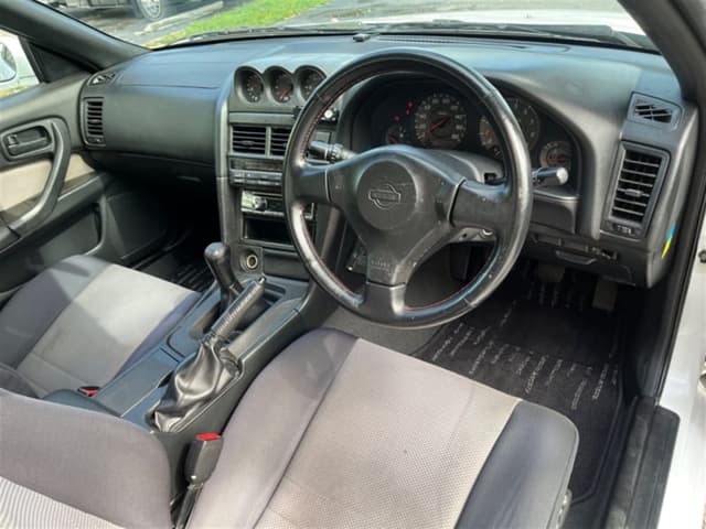 1998 Nissan Skyline JDM car for sale — photo 11 of 17