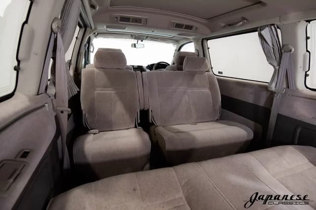 2000 Toyota Grand Hiace JDM car for sale — photo 19 of 25