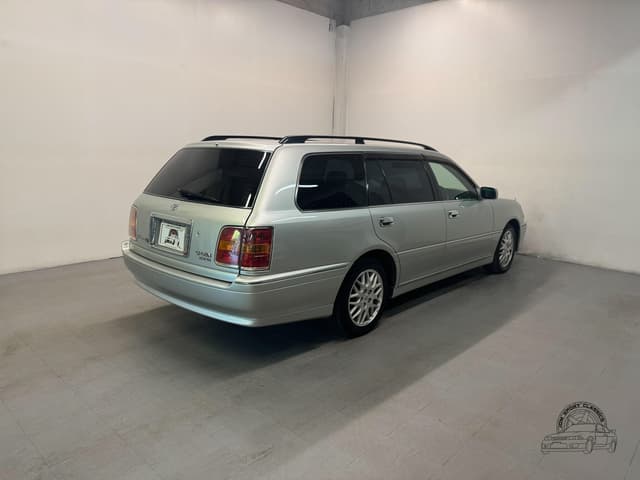 2000 Toyota Crown JDM car for sale — photo 13 of 25
