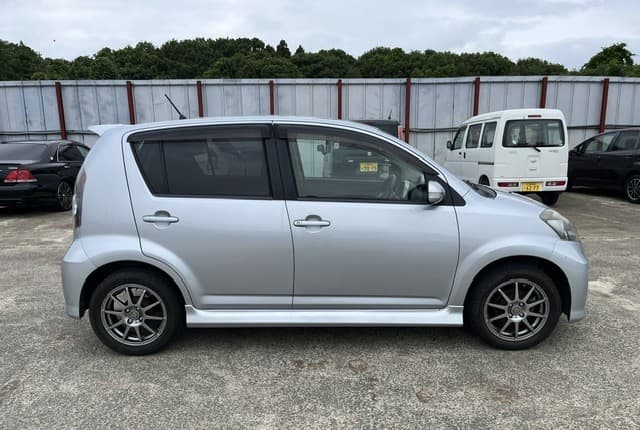2009 Toyota JDM car for sale — photo 5 of 25