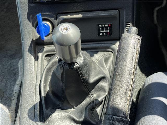 1993 Nissan Skyline JDM car for sale — photo 15 of 25