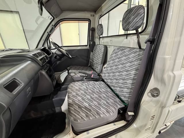 2001 Daihatsu Hijet JDM car for sale — photo 9 of 25