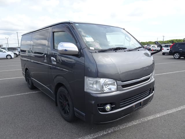 2007 Toyota HiAce JDM car for sale — photo 7 of 25