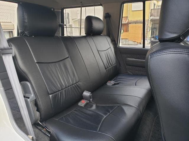 1992 Toyota Land Cruiser JDM car for sale — photo 4 of 8