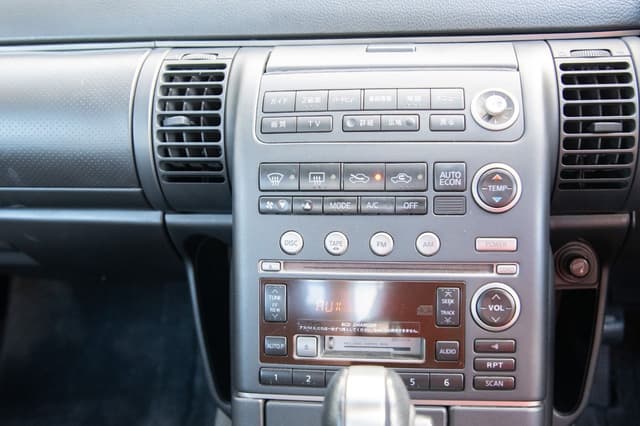 2001 Nissan Skyline JDM car for sale — photo 14 of 19