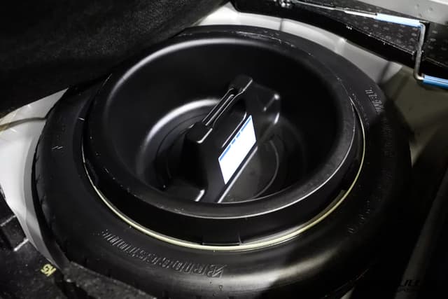 1997 Toyota Aristo JDM car for sale — photo 22 of 25