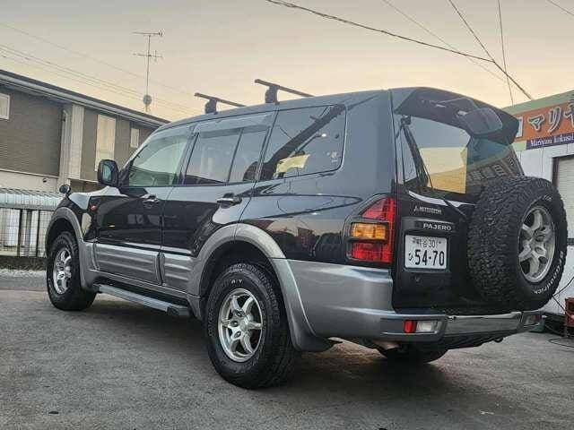 2001 Mitsubishi Pajero JDM car for sale — photo 8 of 20