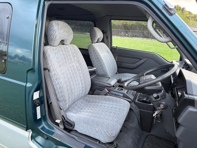 1996 Mitsubishi Delica JDM car for sale — photo 12 of 25