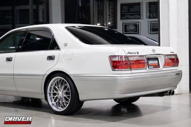 1999 Toyota Crown JDM car for sale — photo 25 of 25