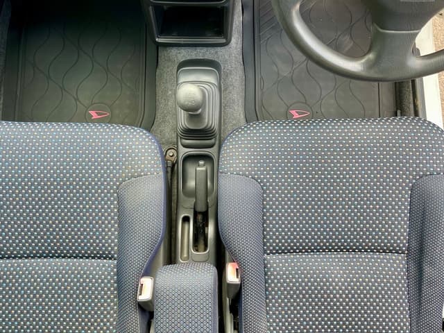 1998 Daihatsu Move JDM car for sale — photo 23 of 25