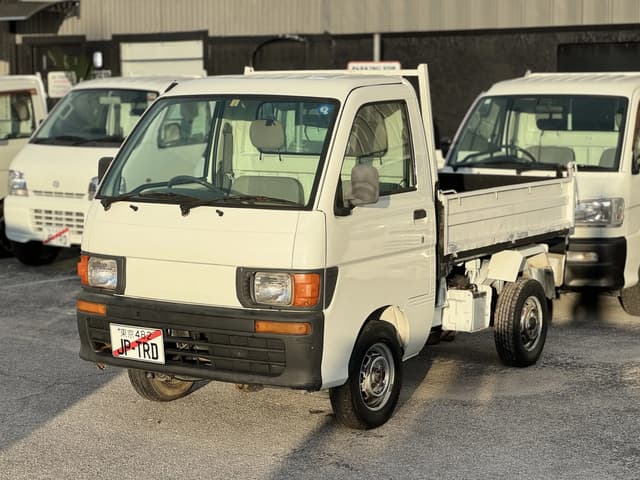 1998 Daihatsu Hijet JDM car for sale — photo 4 of 12