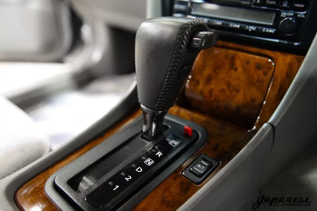 1998 Nissan Laurel JDM car for sale — photo 11 of 25