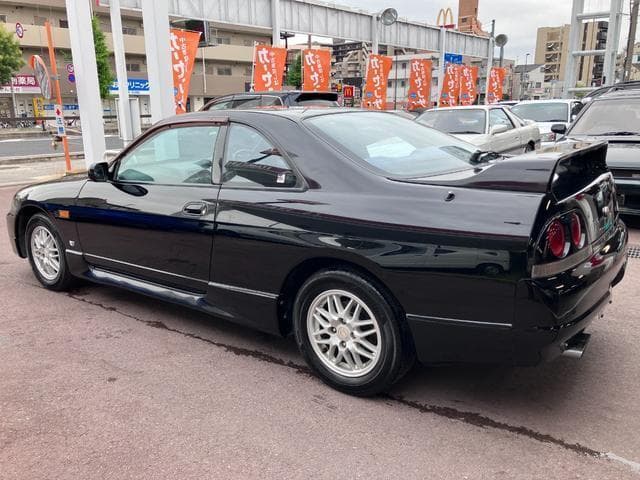 1997 Nissan Skyline JDM car for sale — photo 7 of 20
